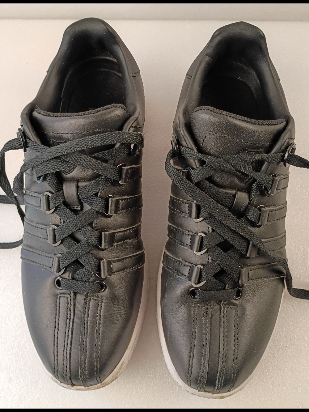 K-Swiss Shoes Women's 8 Classic VN Sneakers Black Leather Low Top Casual Lace Up